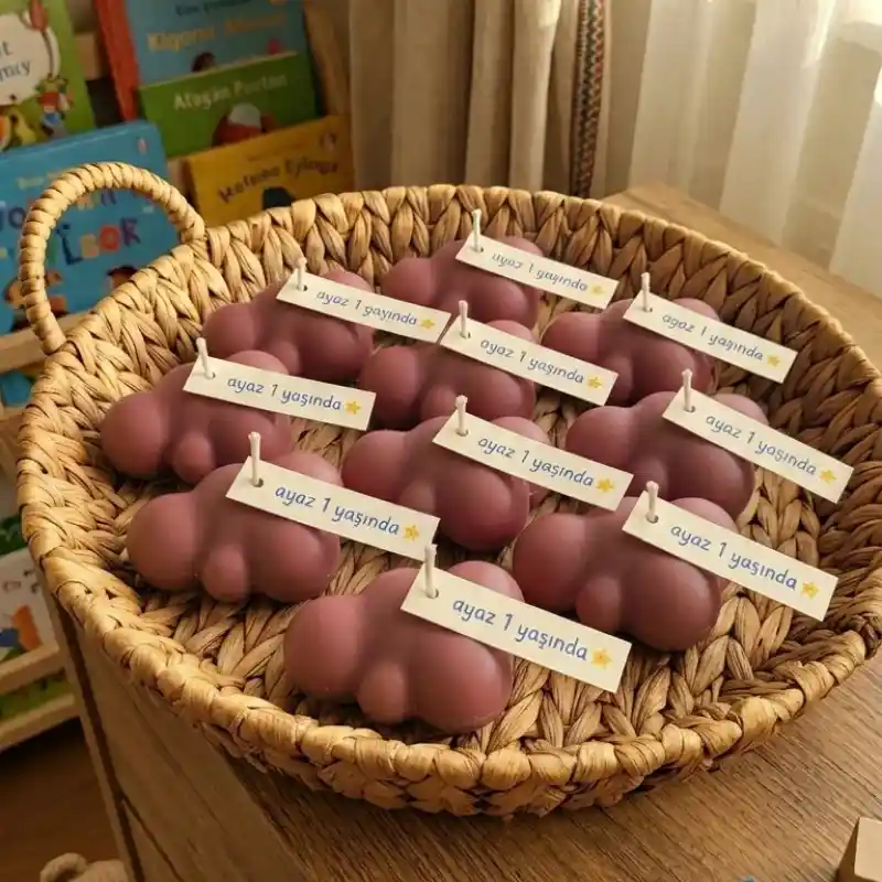 Masalsı Kutlamalar İçin: Kişiselleştirilebilir Bulut Mum Hediyelik - GV Atelier - Görsel 2