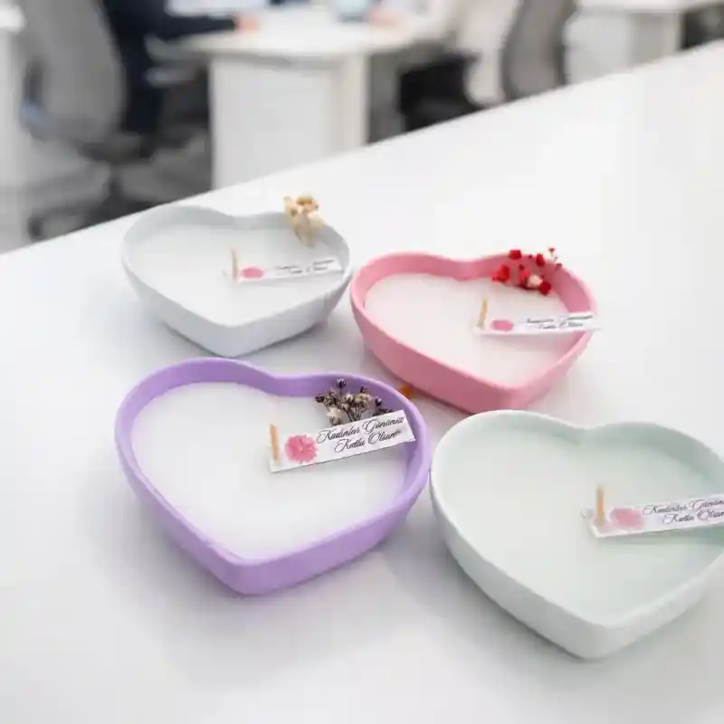 Kalp Tabakta Tasarım Mum - Özel Gün Hediyeliği - GV Atelier - Görsel 1